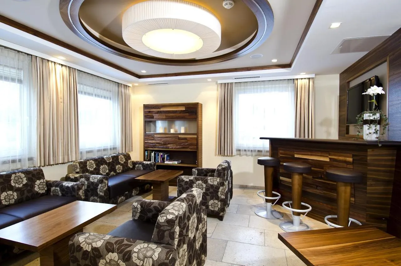 Hotel Garni Astoria Ischgl 4*,