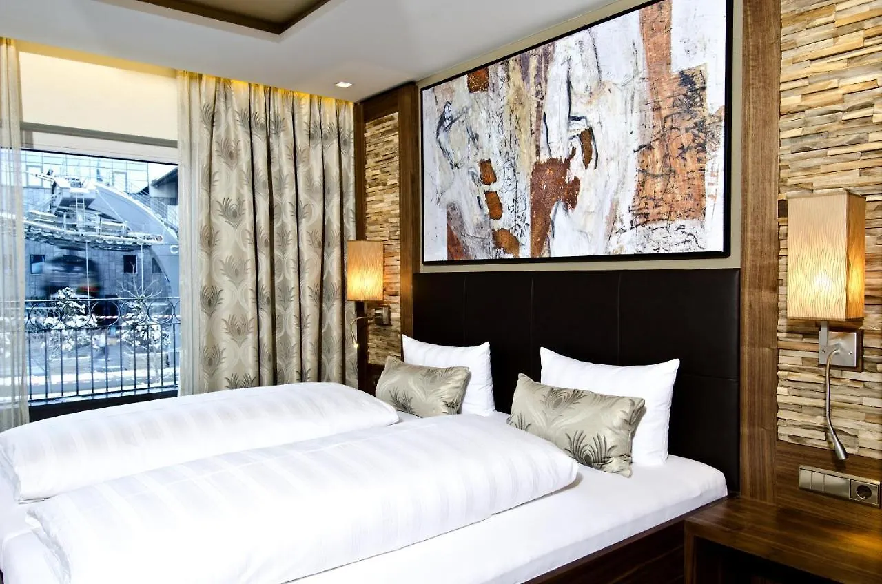 Hotel Garni Astoria Ischgl 4*,  Austria